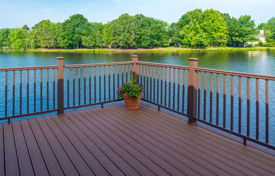 Why Invest in a Brand-New Backyard Deck for Your Charleston Property?